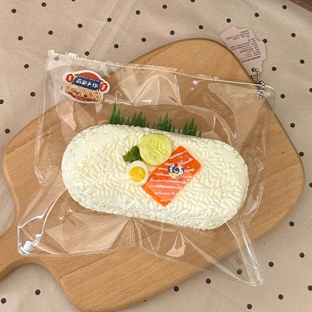 37090 LeeAnn Handmade Cucumber Salmon Rice Ball (Watery Cream Clay Texture Series) / LeeAnn莉安手作 青瓜三文鱼饭团（水奶油触感系列）