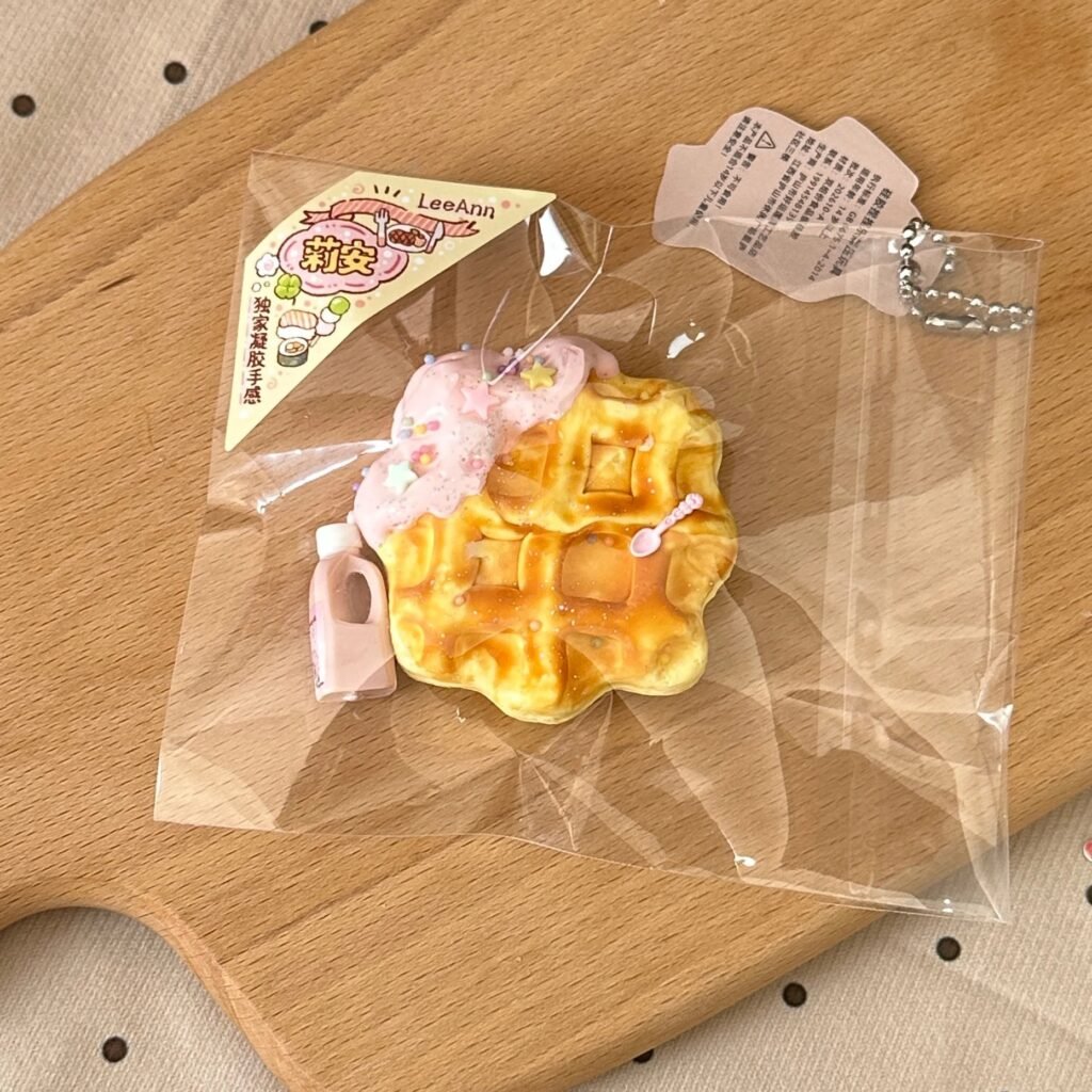 37121 LeeAnn Handmade Strawberry Waffle (Gel 2.0 Texture Series) / LeeAnn莉安手作 草莓华夫（凝胶2.0触感系列）
