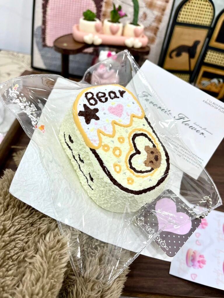 280029 Leyou Studio Drizzled Heart Bear Giant Senbei / 乐油studio 淋酱爱心小熊大仙贝