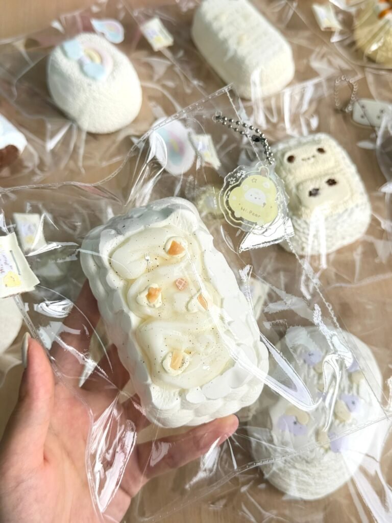 517002 Lihao Gaoxiao Coconut Milk Butter Cookie (Baked Pure Clay Texture Series) / 梨好糕笑·捏捏 椰乳白脱饼干（纯泥烤箱触感系列）
