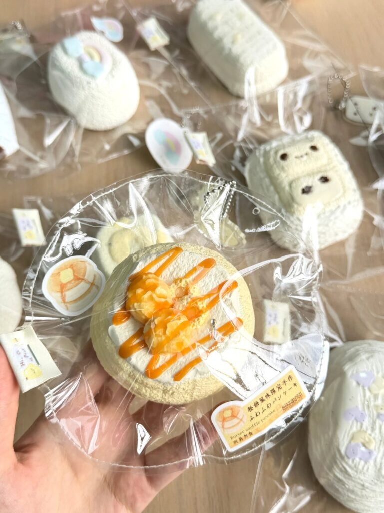517008 Lihao Gaoxiao Popcorn Pancake (Glutinous Cream Texture Series) / 梨好糕笑·捏捏 爆米花松饼（糯奶油触感系列）