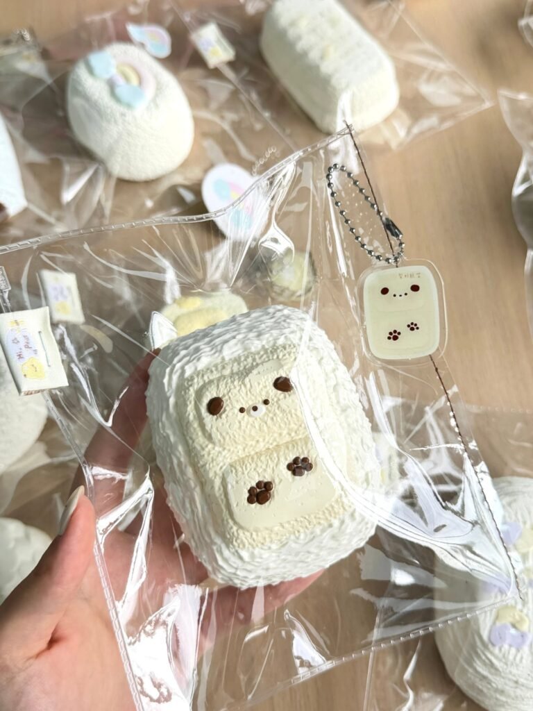 517009 Lihao Gaoxiao Bear Milk Cake (Tender Cream Texture Series) / 梨好糕笑·捏捏 小熊奶糕（嫩奶油触感系列）
