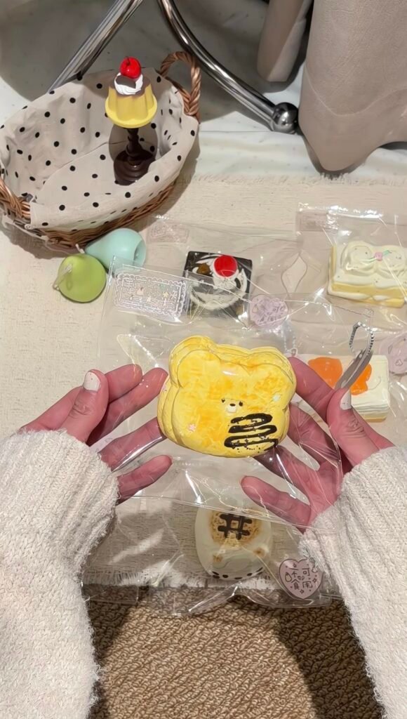 528002 Libaitian Chocolate Bear Pancake / 梨拜天 巧克力小熊松饼