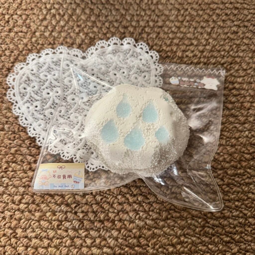 415006 Lucky Sheep Raindrop Cloud Toast (Light Cream Texture Series) / 幸运羊 雨滴云朵吐司(轻奶油触感系列)