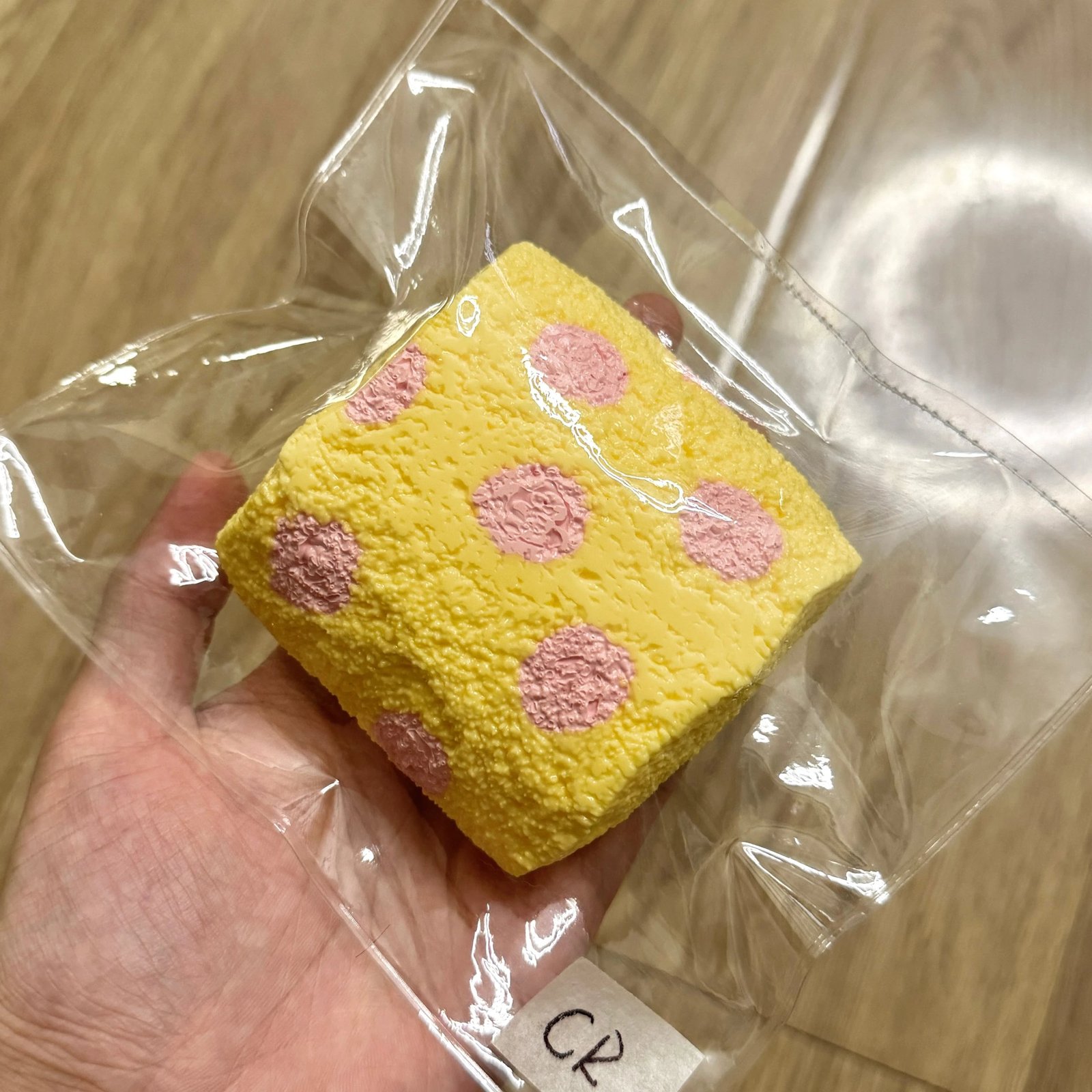 415040 Lucky Sheep Yellow and Pink Polka Dot Roll - Cosmetic Defect (Extra Soft Clay Texture Series) / 幸运羊 黄粉波点卷(瑕疵)(超软泥触感系列)
