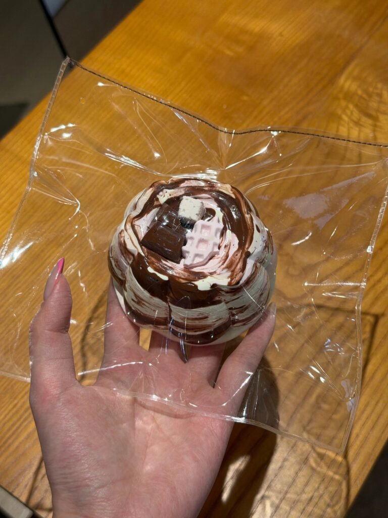 486007 Llz Squishy Strawberry Chocolate Large Pudding (Soft Dry Cream Texture Series) / llz捏 莓巧大布丁（软干奶油触感系列）