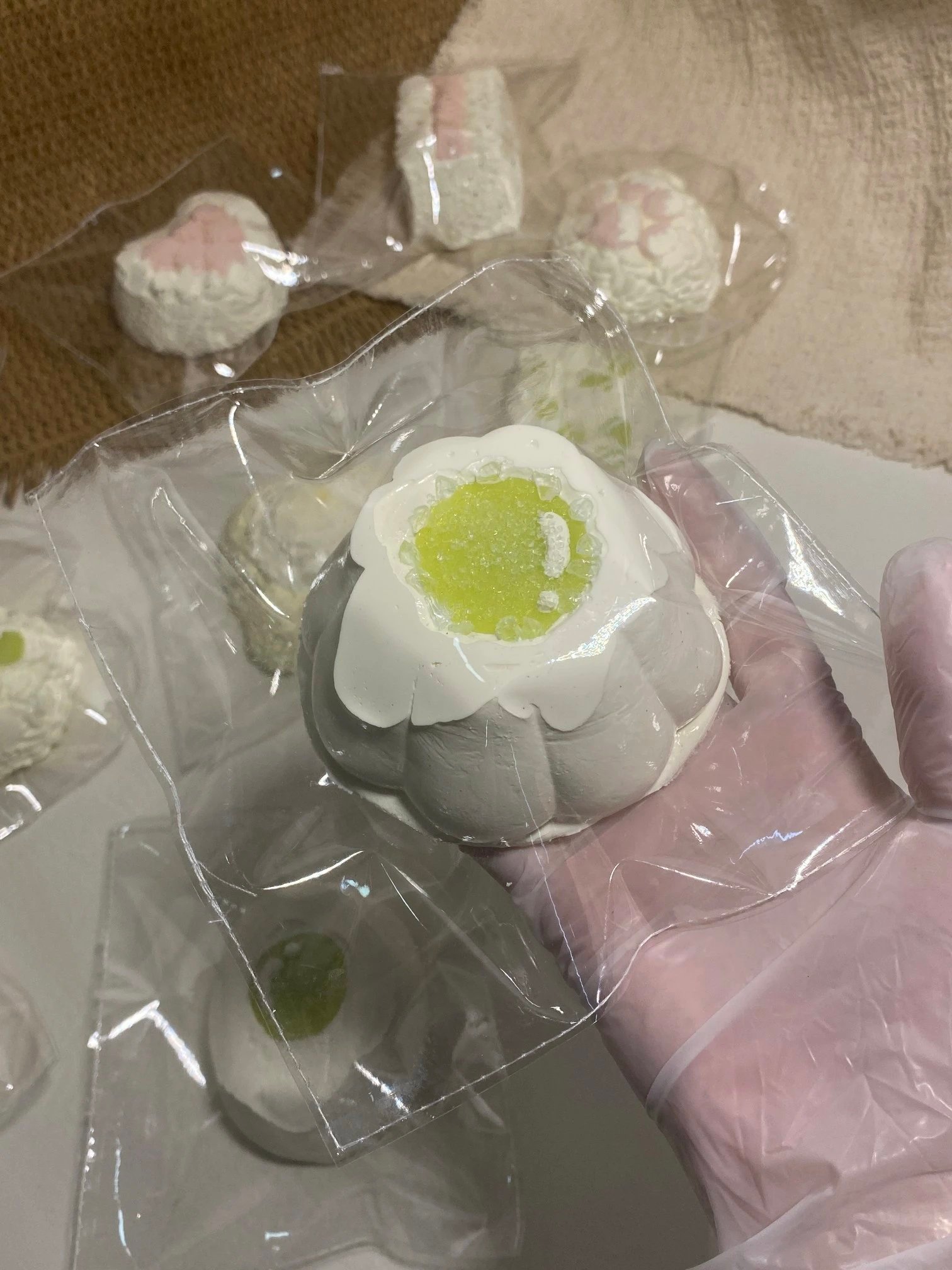 353011 Liaoli Shu Shifu Green Grape Pudding / 料理鼠师傅 一颗青提布丁