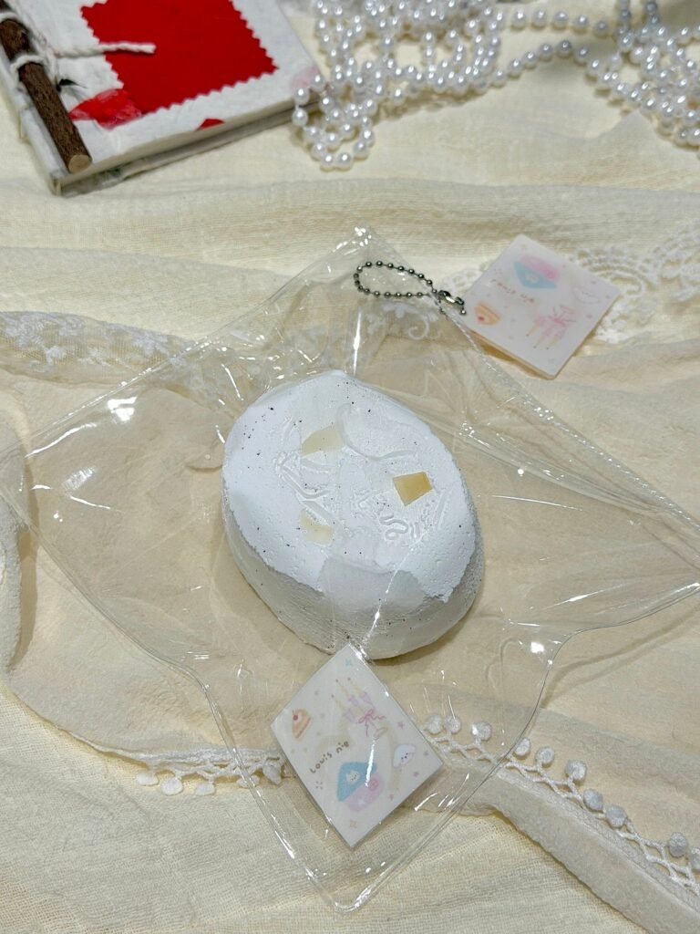 500003 Luyisi Coconut Bubble Goose Egg (Dry Rich Cheese Texture Series) / Luyisi捏捏屋 椰子泡泡鹅蛋(干噎乳酪触感系列)