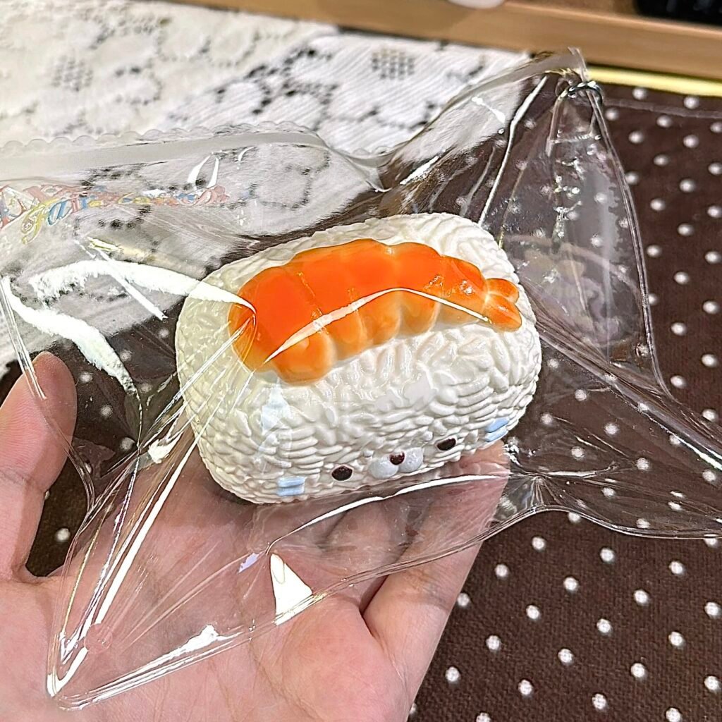 83050 Lxx Fairyland Large Sweet Shrimp Seal Sushi (Dry Cream Texture Series) / Lxx捏捏fairyland 大甜虾海豹寿司(干奶油触感系列)