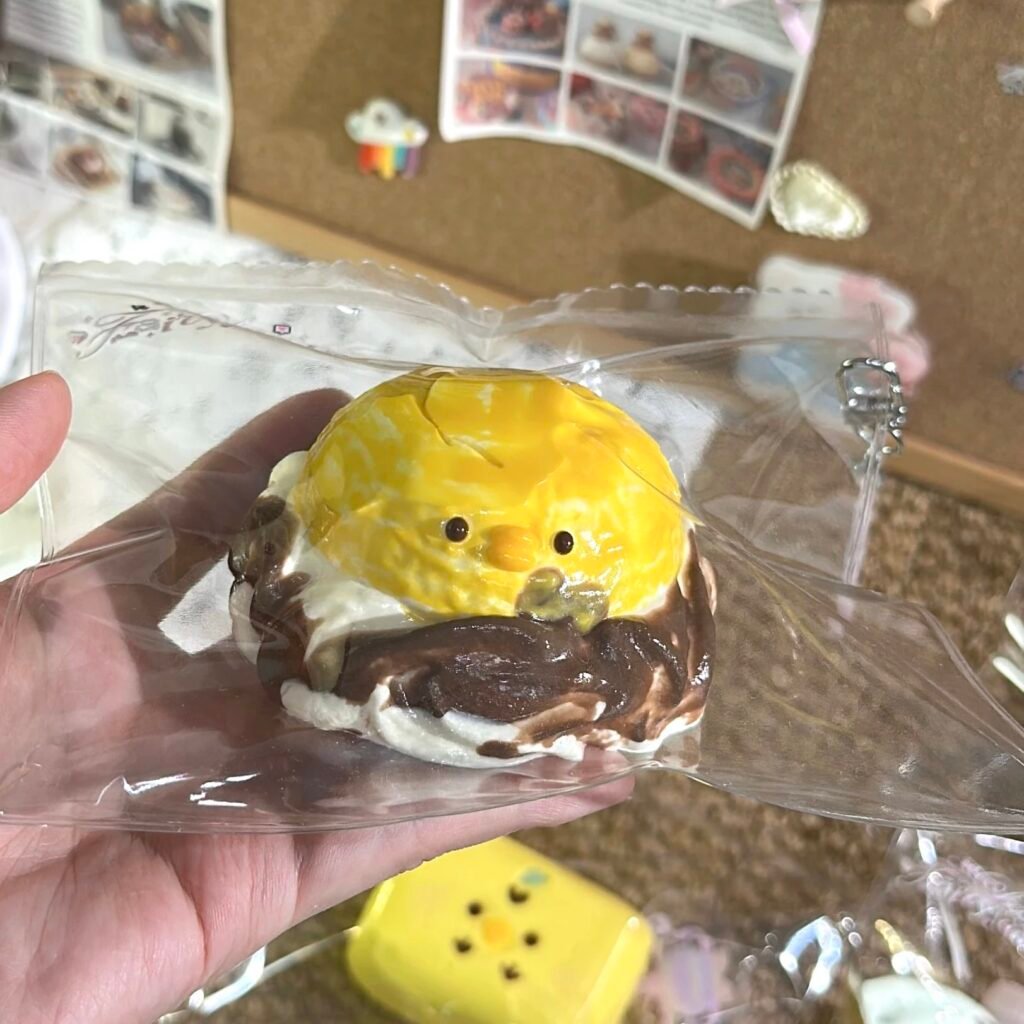 83059 Lxx Fairyland Ice Cream Chicken - Paint Bleed / Lxx捏捏fairyland 冰鸡淋·晕染溢出瑕疵