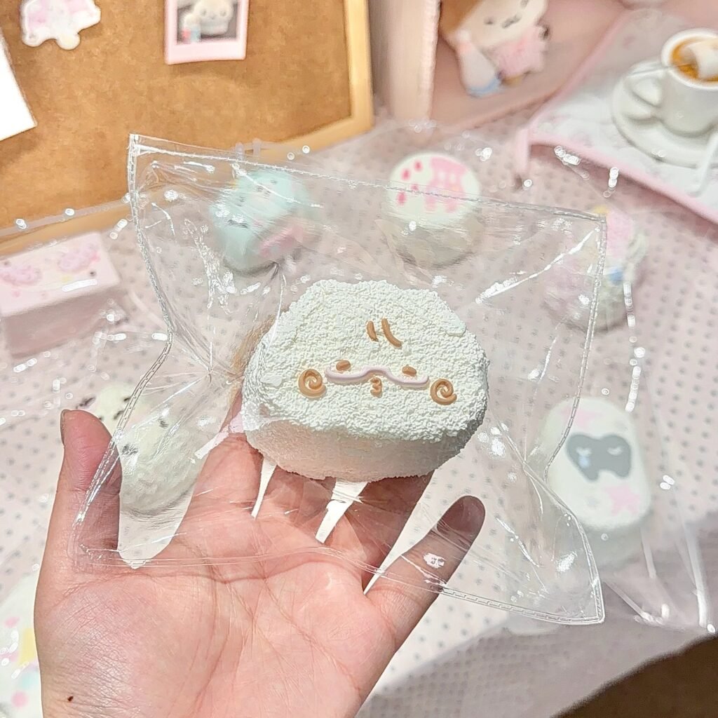 150025 LyingLamb Little Bun (Sticky Clay Texture Series) / 躺躺小羊 小包纸（黏糊泥触感系列）