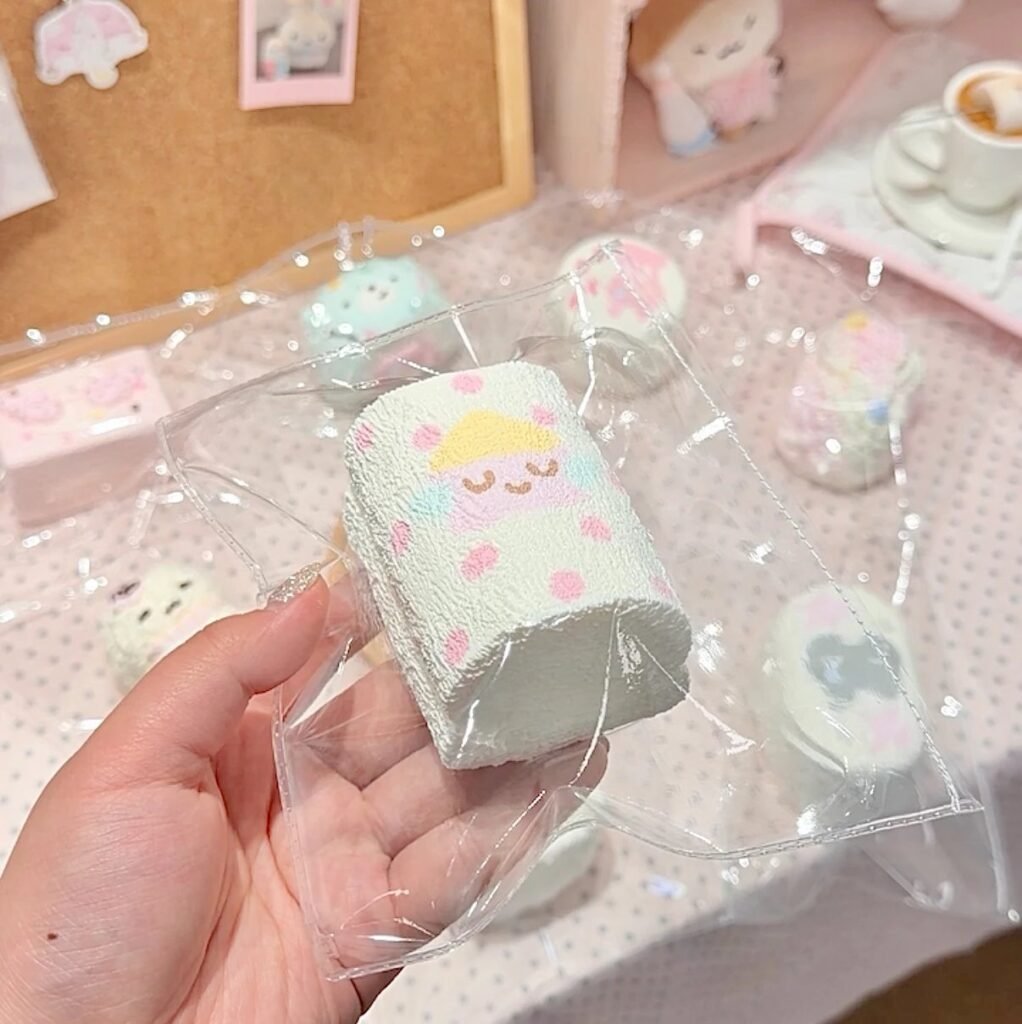 150032 LyingLamb Polka Dot House Marshmallow (Sticky Clay Texture Series) / 躺躺小羊 波点房子棉花糖（黏糊泥触感系列）