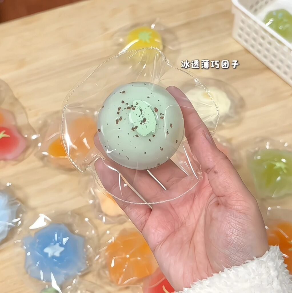 47081 Mango Translucent Mint Chocolate Dango (Dry Resistance Clay Texture Series) / 芒狗狗 冰透薄巧团子（干阻泥触感系列）