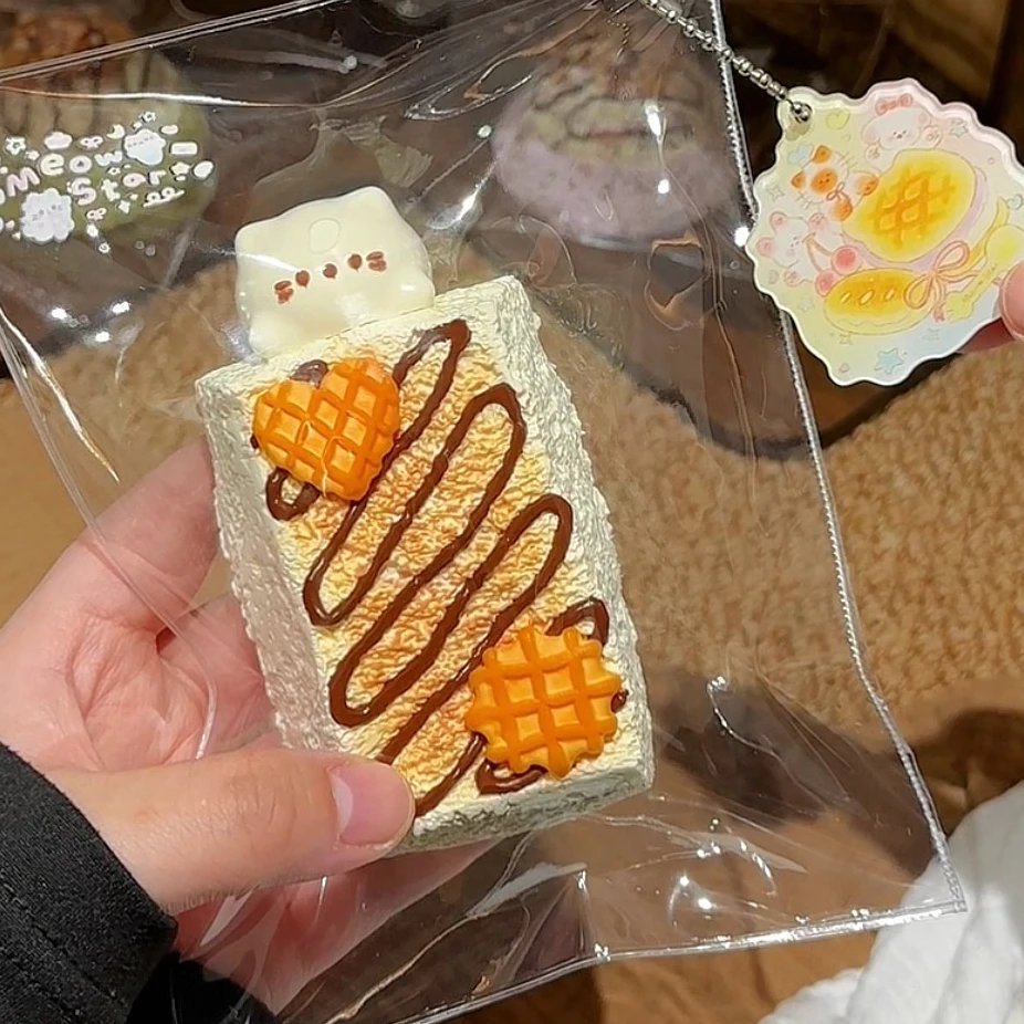 550017 Meow Star Cosmetic Defect No.3 - Mango Drizzle Toast (Sweet Potato Clay Texture Series) / Meow Star 3号孤品瑕疵（芒果淋酱吐司）（红薯泥触感系列）