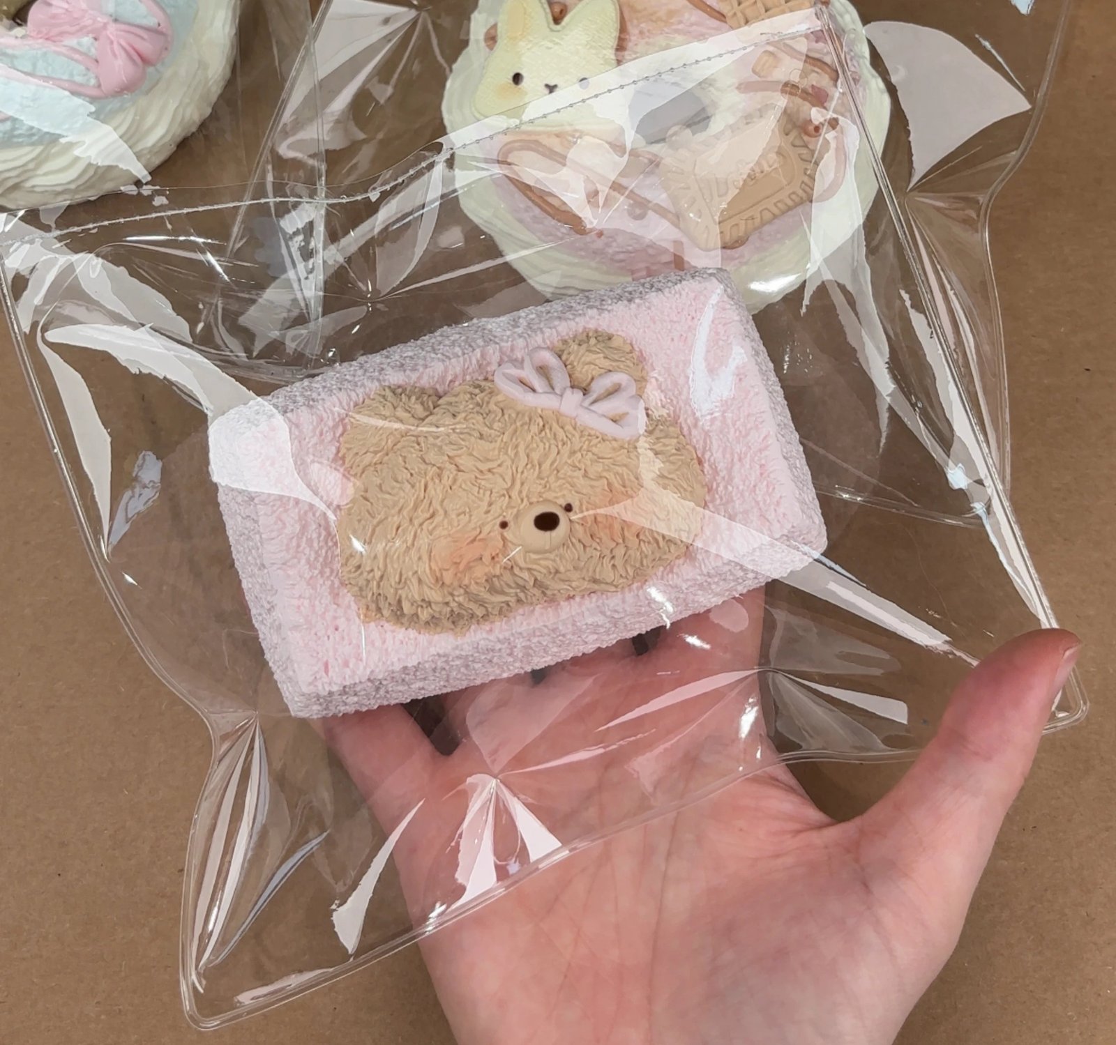 526007 Mianmi Squishy Bear Fluffy Toast (Thick Cream Texture Series) / 绵密捏 小熊绵绵吐司(厚奶油触感系列)