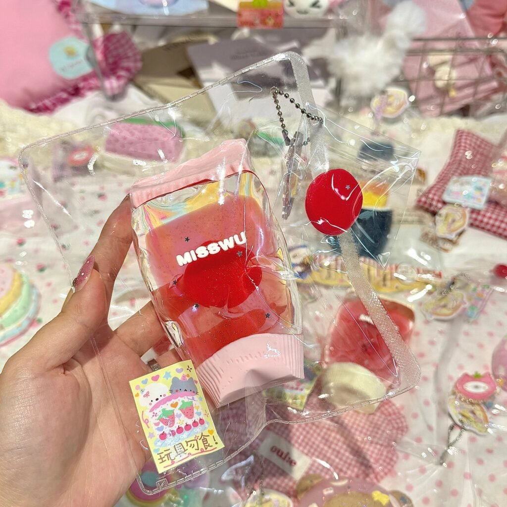 25054 MissWu Strawberry Toothpaste (Transparent Gel Texture Series) / MissWu 草莓牙膏(透胶触感系列)