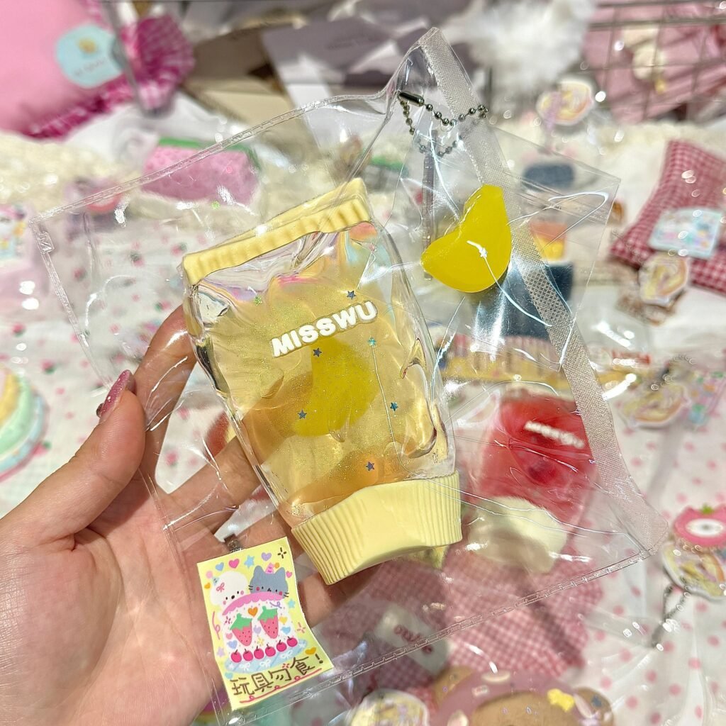 25055 MissWu Banana Toothpaste (Transparent Gel Texture Series) / MissWu 香蕉牙膏(透胶触感系列)