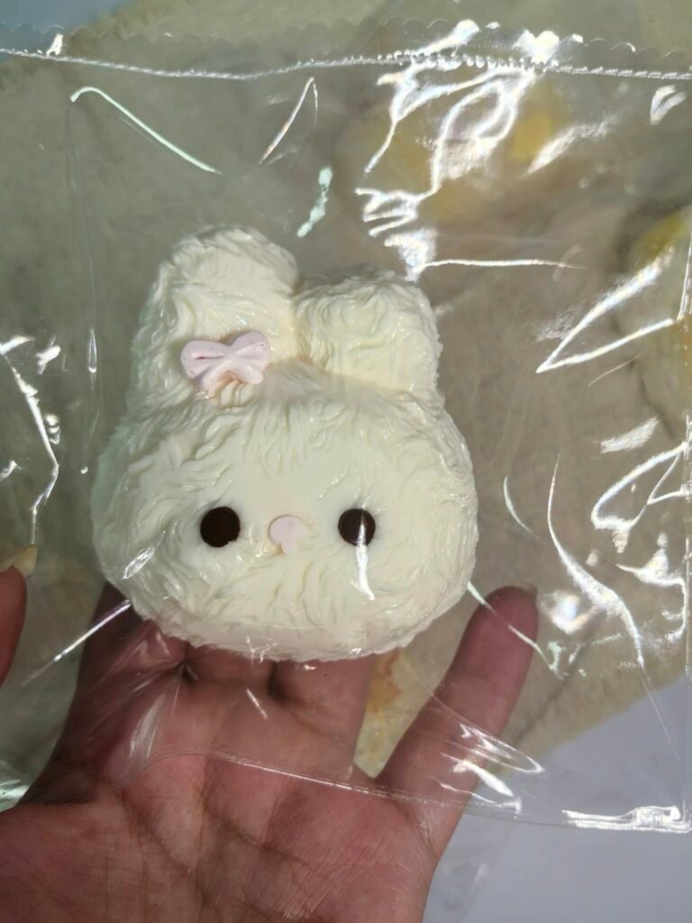 480007 Miaomiaomiya Squishy Bunny Head (Reduced-Resistance Fluffy Cream Clay Texture Series) / 喵喵咪呀捏捏 兔兔头（降阻版绵奶油泥触感系列）