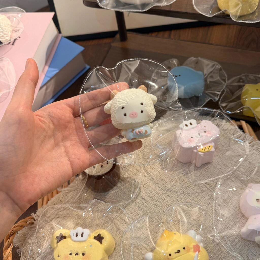520008 Miao Miao Shop Cow (Milk Candy Clay 2.0 Texture Series) / Miao miao的小铺 奶牛（2.0奶糖泥触感系列）