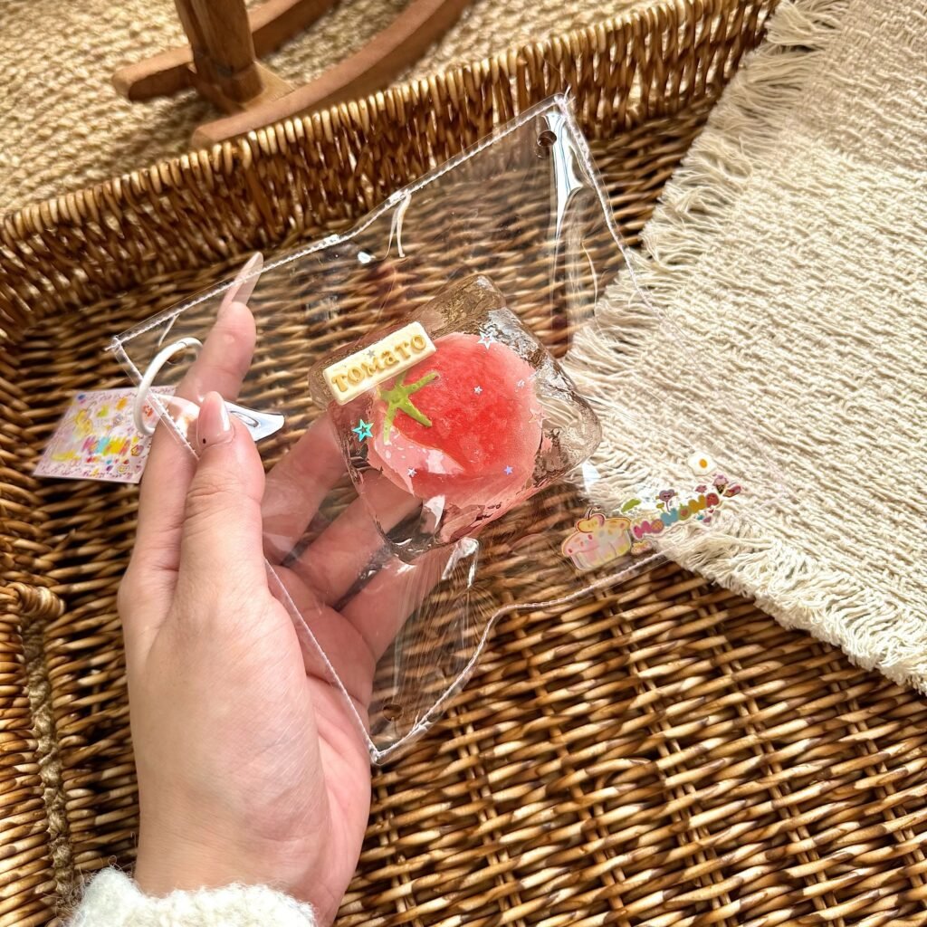 239028 Monona Squishy Clay-Filled Squishable Tomato - Fully Ripe / 软软蛋白Monona 粘土内馅捏爆小番茄熟透