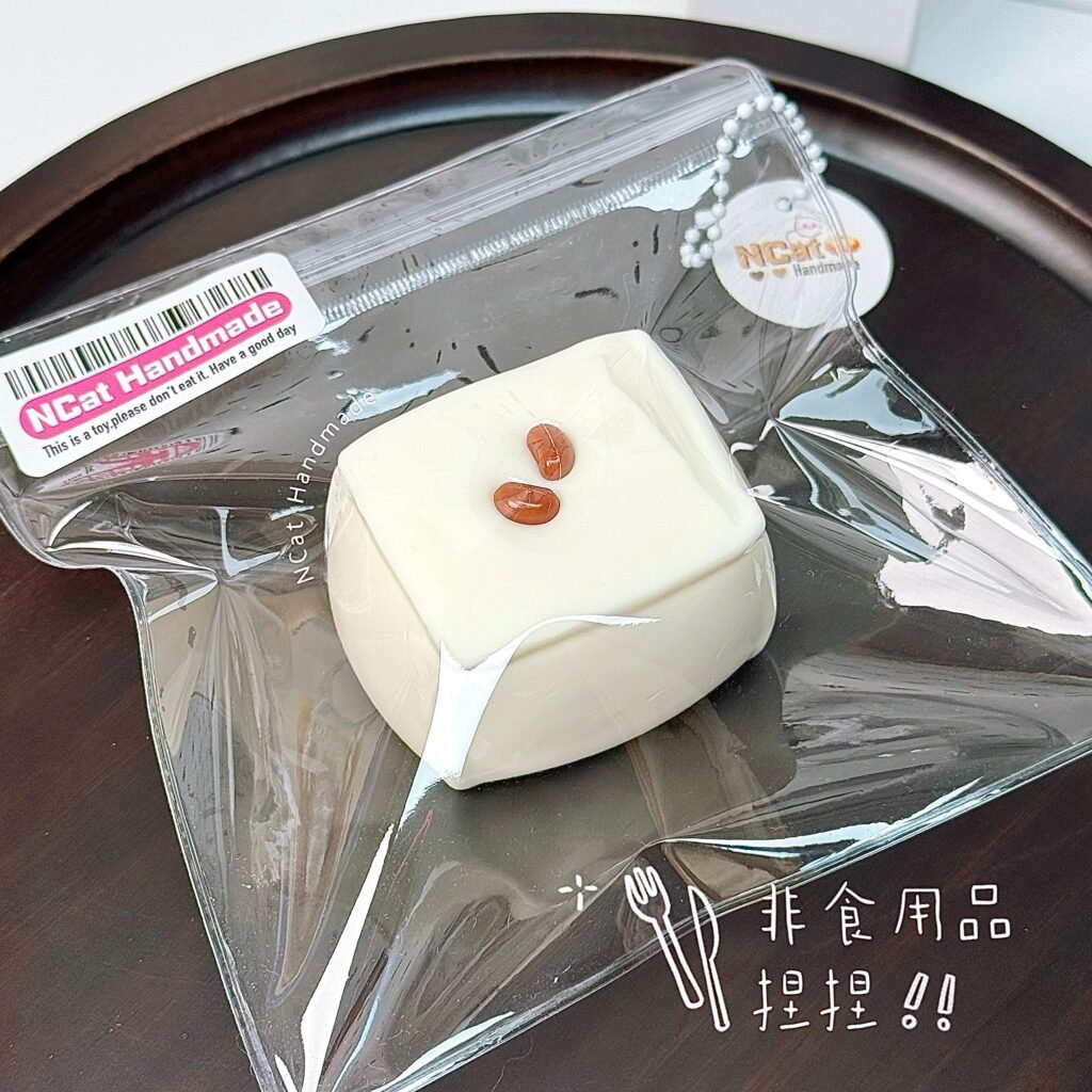 435033 NCat Handmade Red Bean Milk Tofu - Smooth (Thick Cream Clay Texture Series) / NCat粉粉 红豆奶豆腐（光面）（厚奶油泥触感系列）