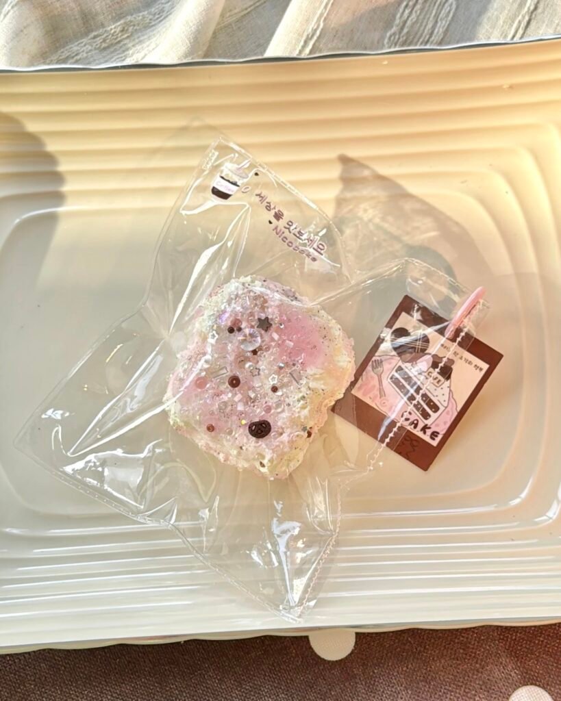 8031 Nicocake Crumb Mini Toast (Glutinous Rice Clay Texture Series) / Nicocake 碎碎小吐司(糯米泥触感系列)