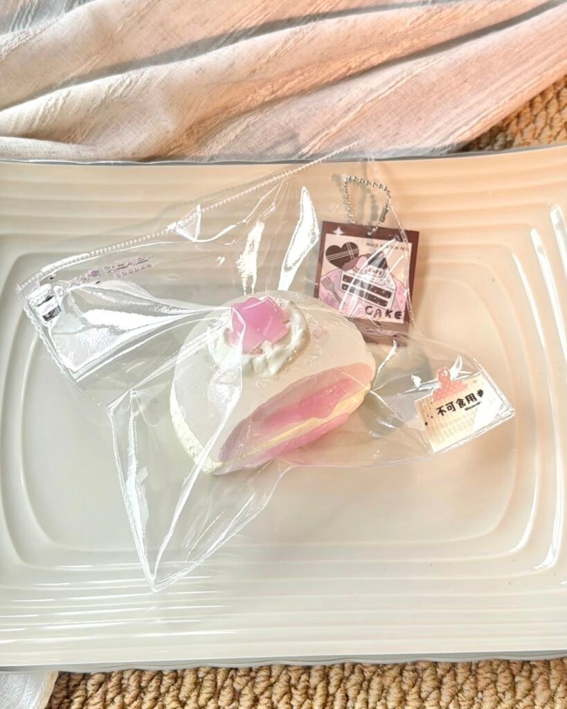 8033 Nicocake Strawberry Lava Marshmallow (Glutinous Rice Clay Texture Series) / Nicocake 草莓流心棉花糖(糯米泥触感系列)