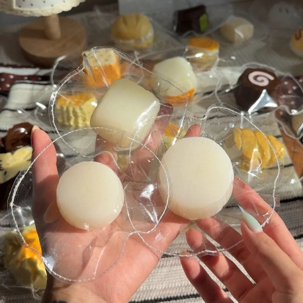 474008 Nonoroom Mini Radish (Clay Texture Series) / 糯糯屋nonoroom mini萝卜（粘土泥触感系列）