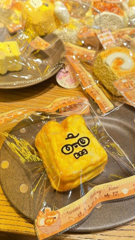 205043 Nuomi Shaomai Bunny Toast (Baked Potato Clay Texture Series) / 糯米烧卖捏捏 小兔吐司（烤土豆泥触感系列）