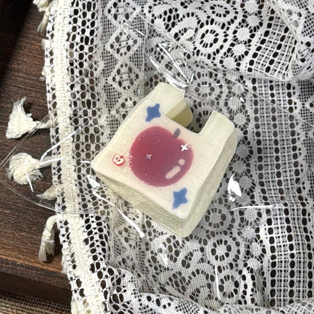 958 NUONUO Frozen Apple Bag (Moist Cheese Clay Texture Series) / NUONUO 冰封苹果袋子(湿酪泥触感系列)