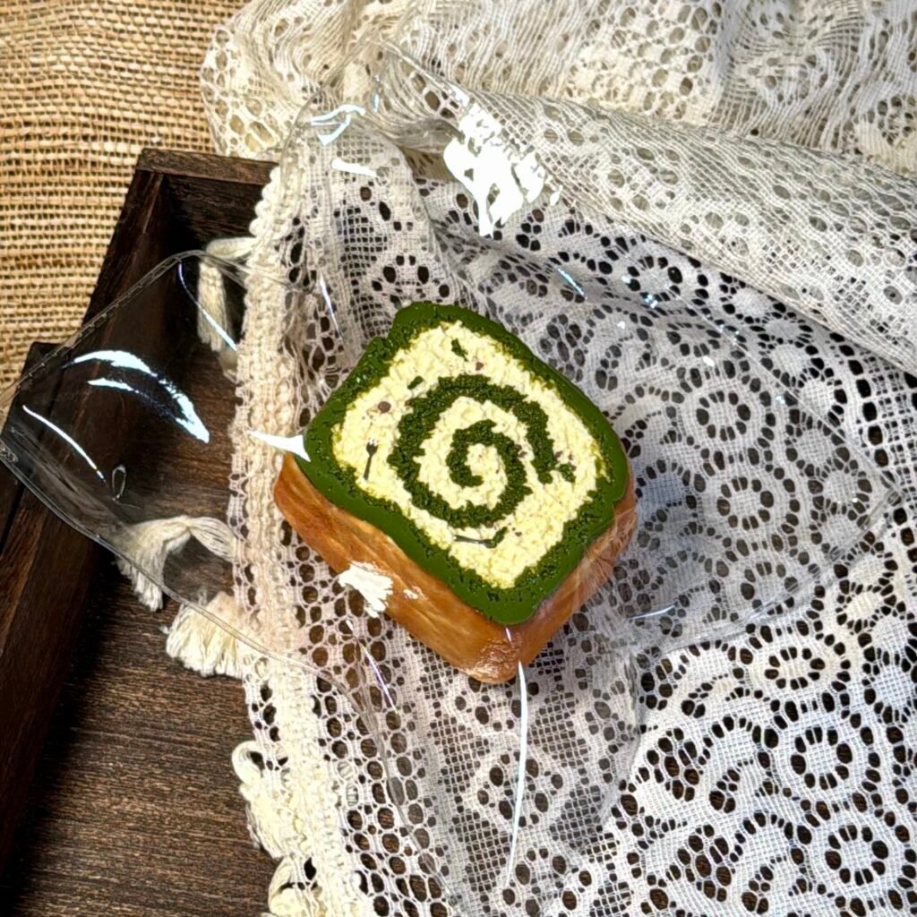 966 NUONUO Matcha Heart Roll (Moist Cheese Clay Texture Series) / NUONUO 抹茶卷卷心(湿酪泥触感系列)