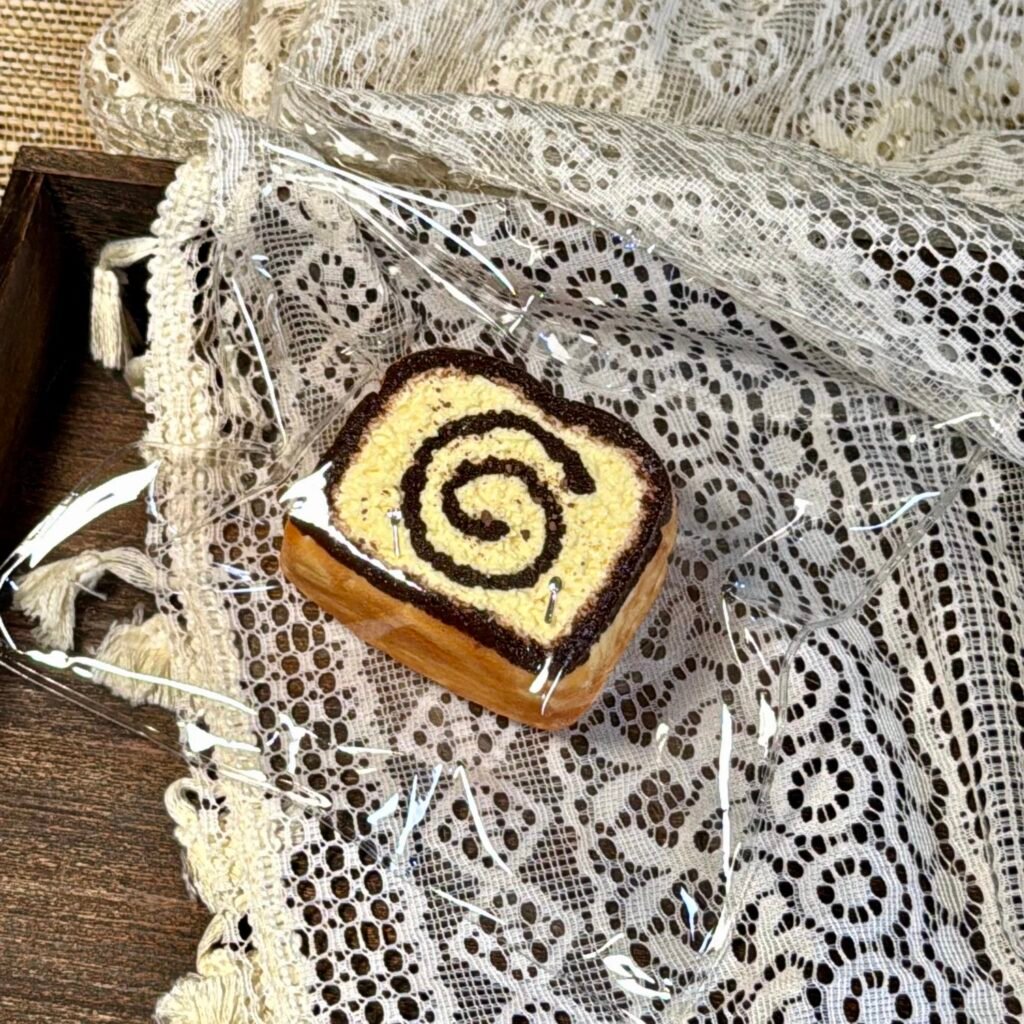 967 NUONUO Chocolate Heart Roll (Moist Cheese Clay Texture Series) / NUONUO 巧克力卷卷心(湿酪泥触感系列)