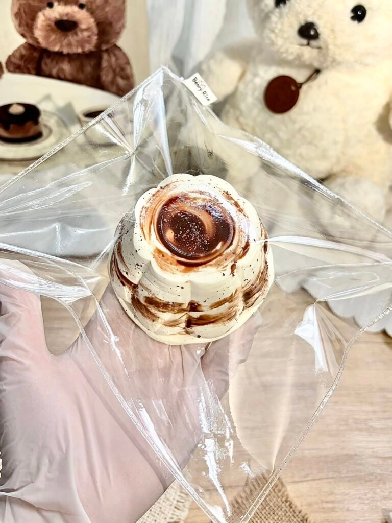 48030 One Bowl Bear Wrinkled Chocolate Pudding / 一碗熊泡饭 老爷褶巧克力布丁
