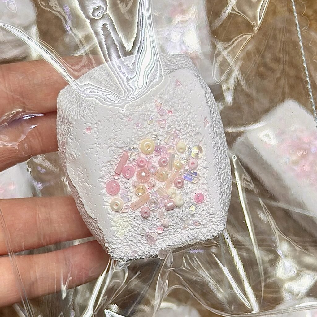 135111 Ohmo Nienie Pink Mini Tofu Cube (Cream Cheese Clay Texture Series) / ohmo捏捏 粉色微缩豆腐块（干酪泥触感系列）