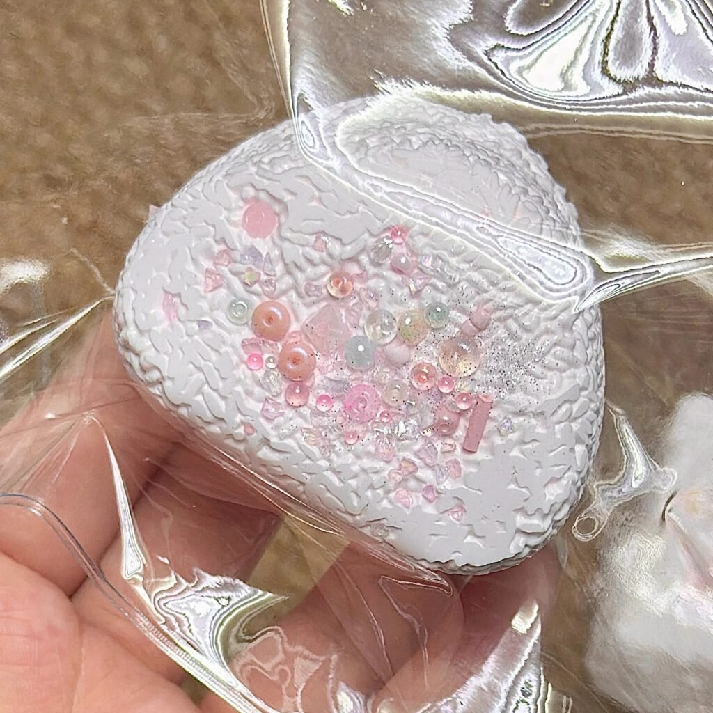 135112 Ohmo Nienie Pink Mini Triangle Rice Ball (Cream Cheese Clay Texture Series) / ohmo捏捏 粉色微缩三角饭团(干酪泥触感系列)