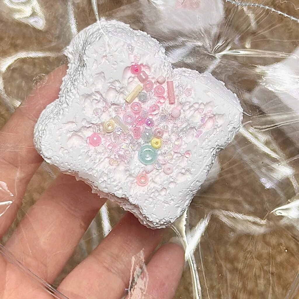 135114 Ohmo Nienie Pink Mini PP Toast (Cream Cheese Clay Texture Series) / ohmo捏捏 粉色微缩pp吐司（干酪泥触感系列）