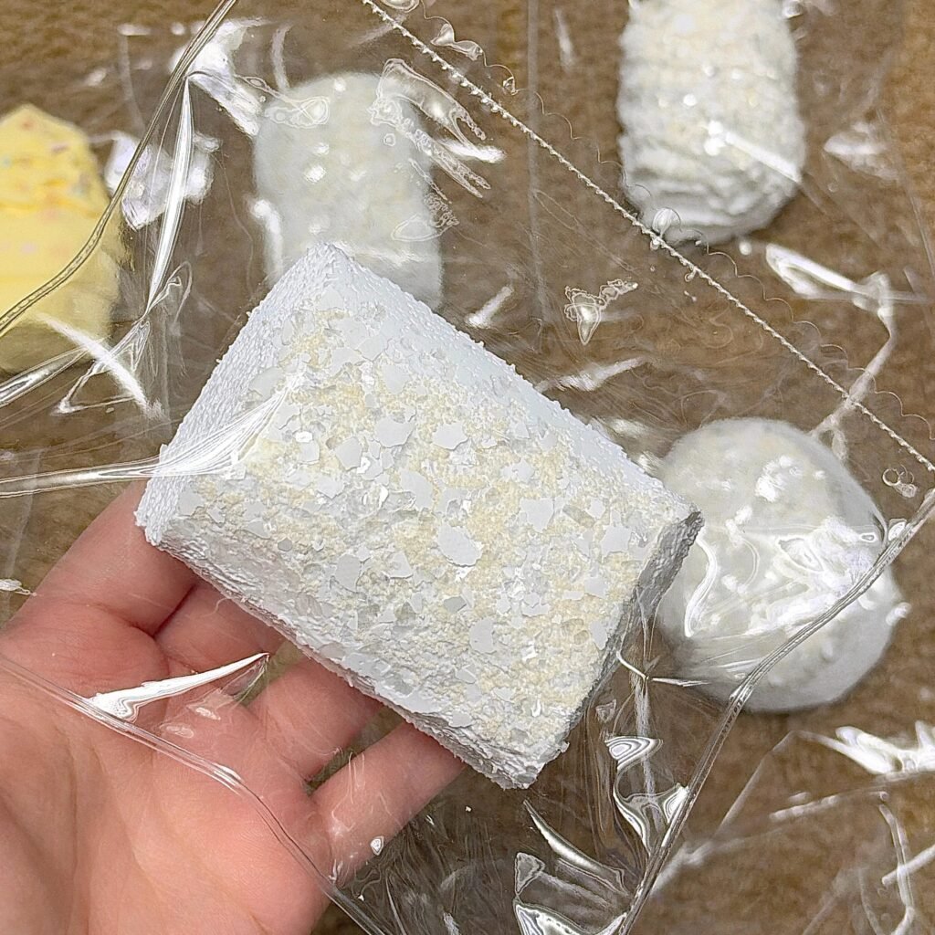 135120 Ohmo Nienie Snowflake Double-Layer Marshmallow (Cream Cheese Clay Texture Series) / ohmo捏捏 雪花双层棉花糖(干酪泥触感系列)