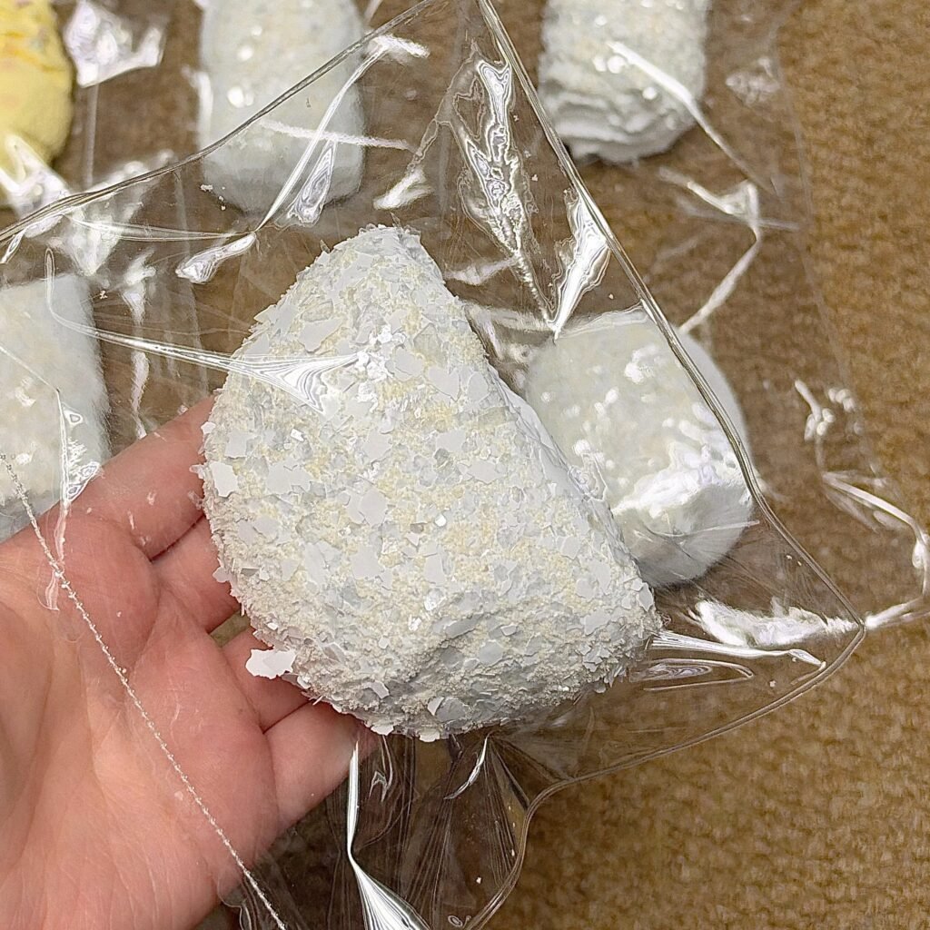 135121 Ohmo Nienie Snowflake Mille-Feuille Steamed Bun (Cream Cheese Clay Texture Series) / ohmo捏捏 雪花千层馒头(干酪泥触感系列)