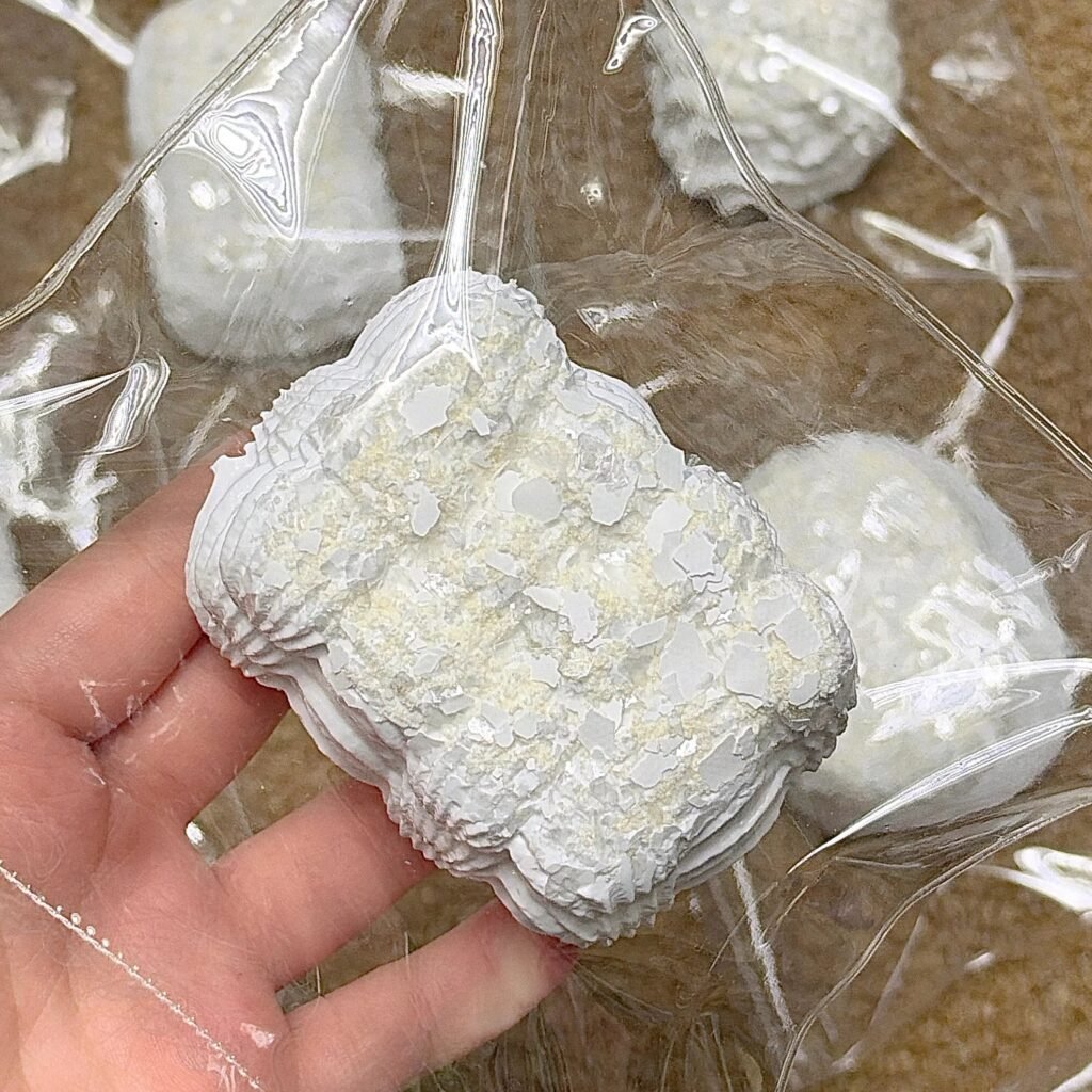 135125 Ohmo Nienie Snowflake Knitted Cake (Cream Cheese Clay Texture Series) / ohmo捏捏 雪花针织纹蛋糕(干酪泥触感系列)