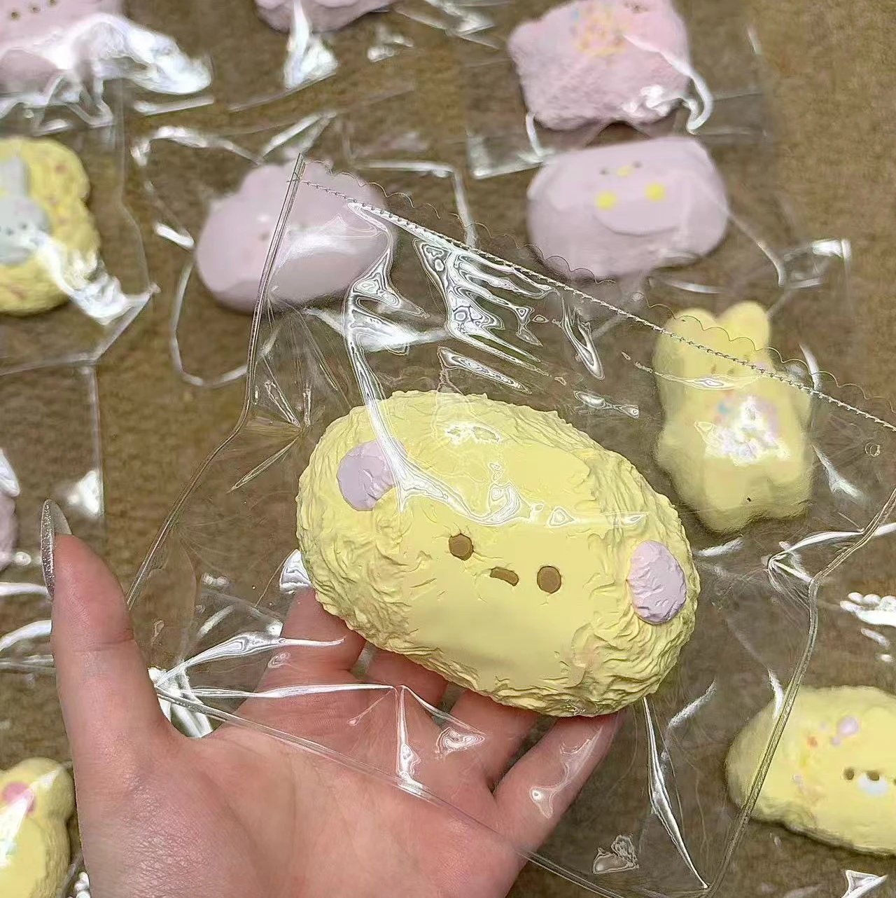 135132 Ohmo Nienie Yellow Fluffy Puppy Head with Pink Ears (Cream Paste Texture Series) / ohmo捏捏 黄色毛绒狗头(粉耳朵)(乳膏感触感系列)
