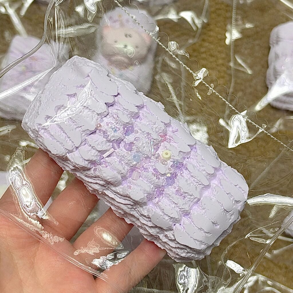 135136 Ohmo Nienie Purple Crumble Noodle Puff (Heat Pad Soft Cheese Clay Texture Series) / ohmo捏捏 紫碎碎泡面泡芙（加热垫软干酪触感系列）