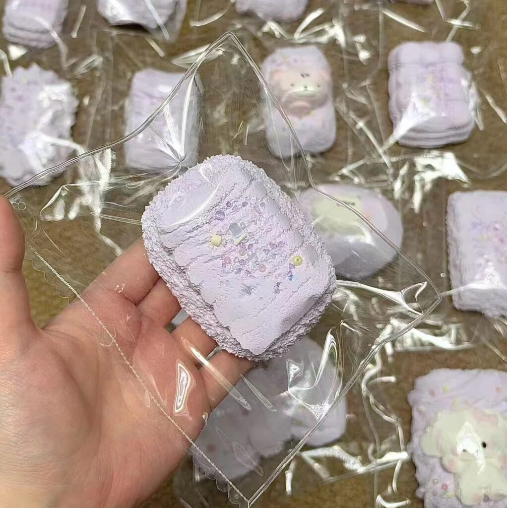 135138 Ohmo Nienie Purple Crumble Cream Milk Brick (Heat Pad Soft Cheese Clay Texture Series) / ohmo捏捏 紫碎碎奶油奶砖（加热垫软干酪触感系列）