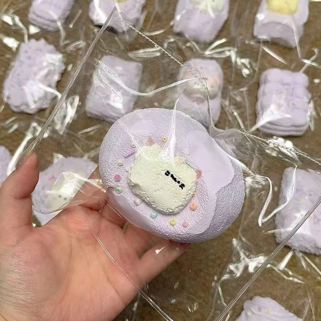 135149 Ohmo Nienie Kitten Round Senbei (Heat Pad Soft Cheese Clay Texture Series) / ohmo捏捏 小猫圆贝（加热垫软干酪触感系列）