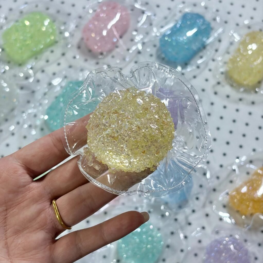 490025 One Wan Meixiangdao Pineapple Popping Candy (Clear Moldable Clay Texture Series) / One弯没想到 菠萝跳跳糖（透明可塑泥触感系列）