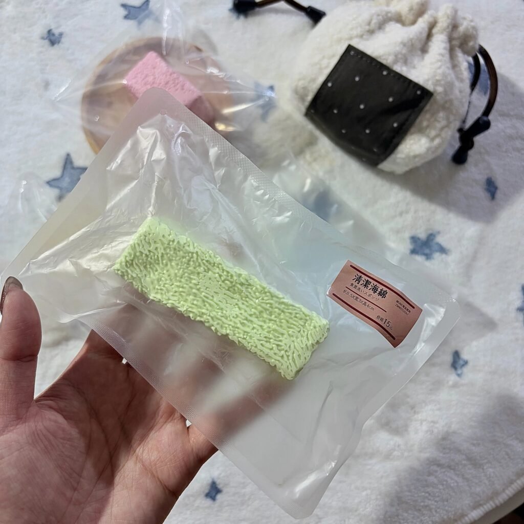 490054 One Wan Meixiangdao Green Long Sponge (Coconut Oil Texture Series) / One弯没想到 绿长海绵（椰子油触感系列）