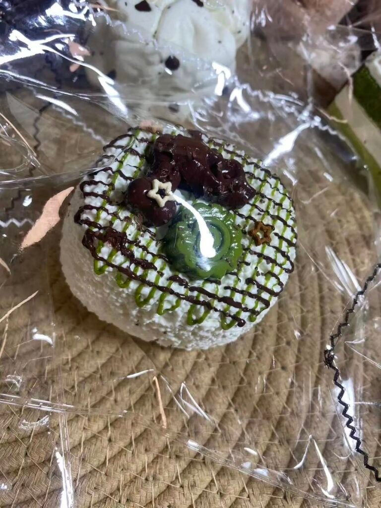 367012 Paopao Fish Shop Matcha Heart Swirl Senbei / 泡泡鱼 shop 抹茶心漩仙贝