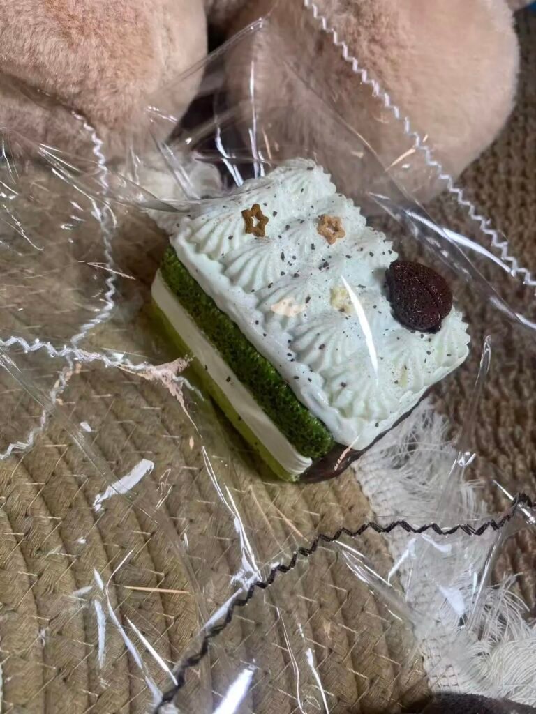 367013 Paopao Fish Shop Matcha Tiramisu / 泡泡鱼 shop 抹茶提拉米苏