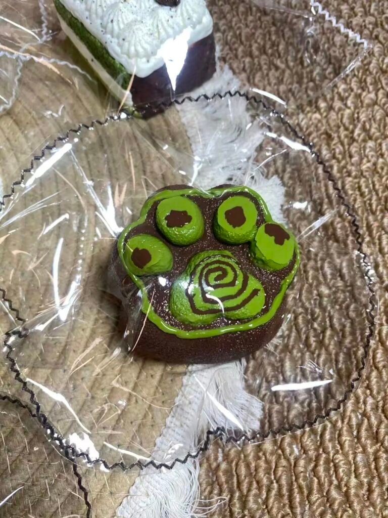 367014 Paopao Fish Shop Matcha Cat Paw / 泡泡鱼 shop 抹茶猫爪