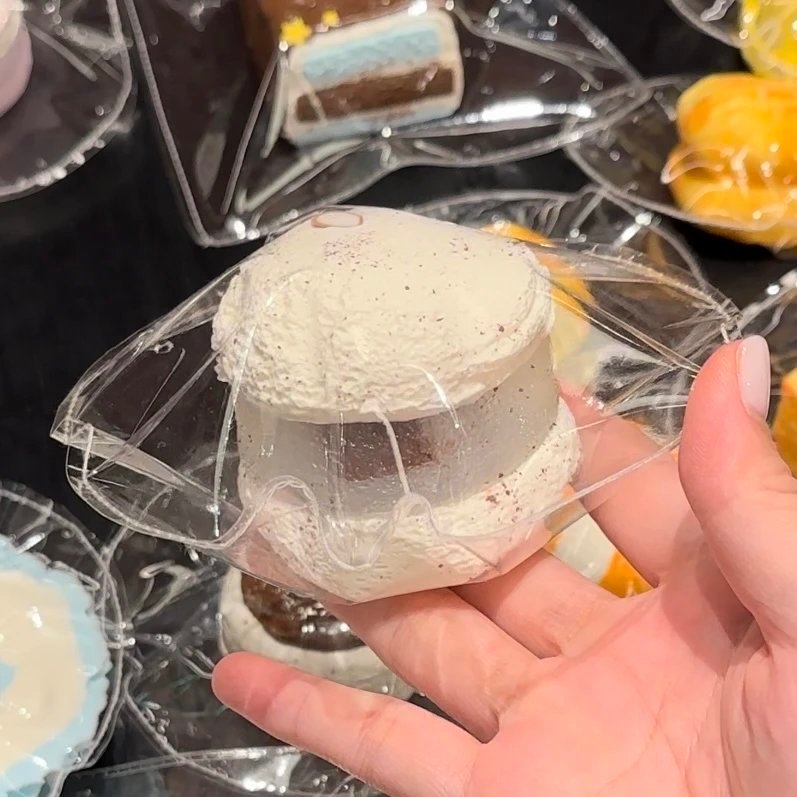 207015 Peng Yu Kuai Coconut Ice Cream (Glutinous Cream Clay Texture Series) / 彭鱼块 椰子冰淇淋（糯奶油触感系列）