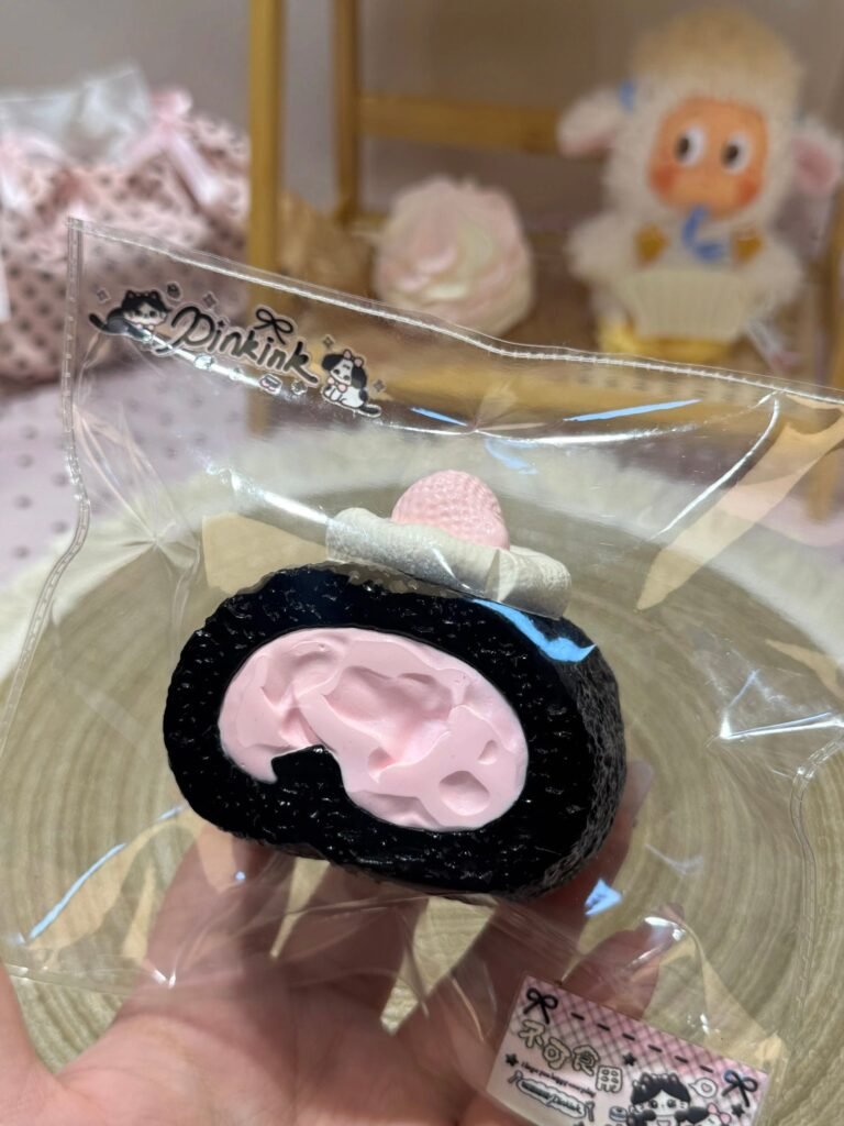 436002 Pinkink Pink Ink Swiss Roll (Whipped Cream Texture Series) / 粉墨捏捏 粉墨瑞士卷（绵奶油触感系列）